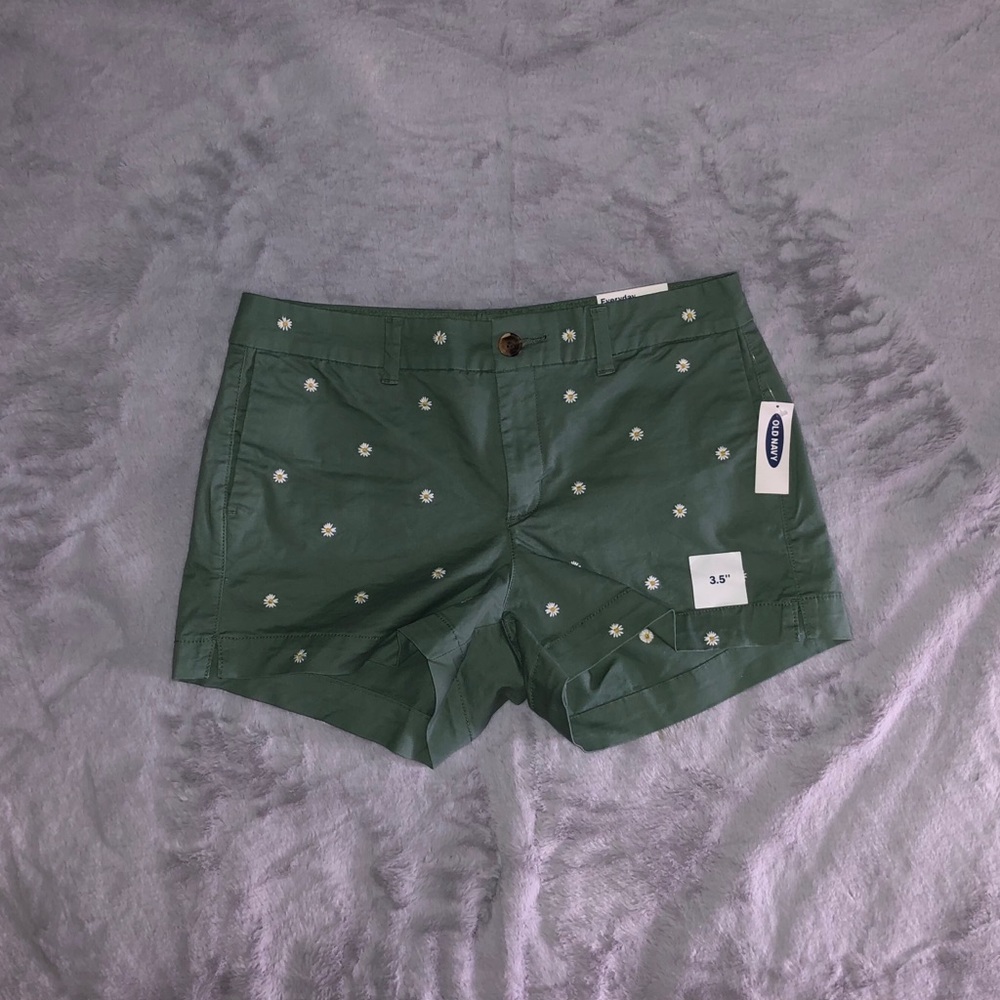 Old Navy Everyday Short 3.5” Inseam